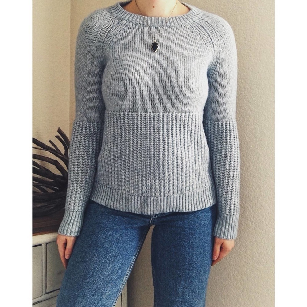 Banana Republic Italian Yarn Wool Blend Sweater